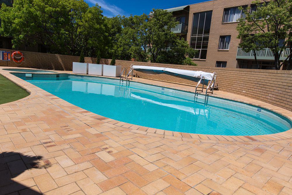 Kingston Terrace Serviced Apartments Канбера Екстериор снимка