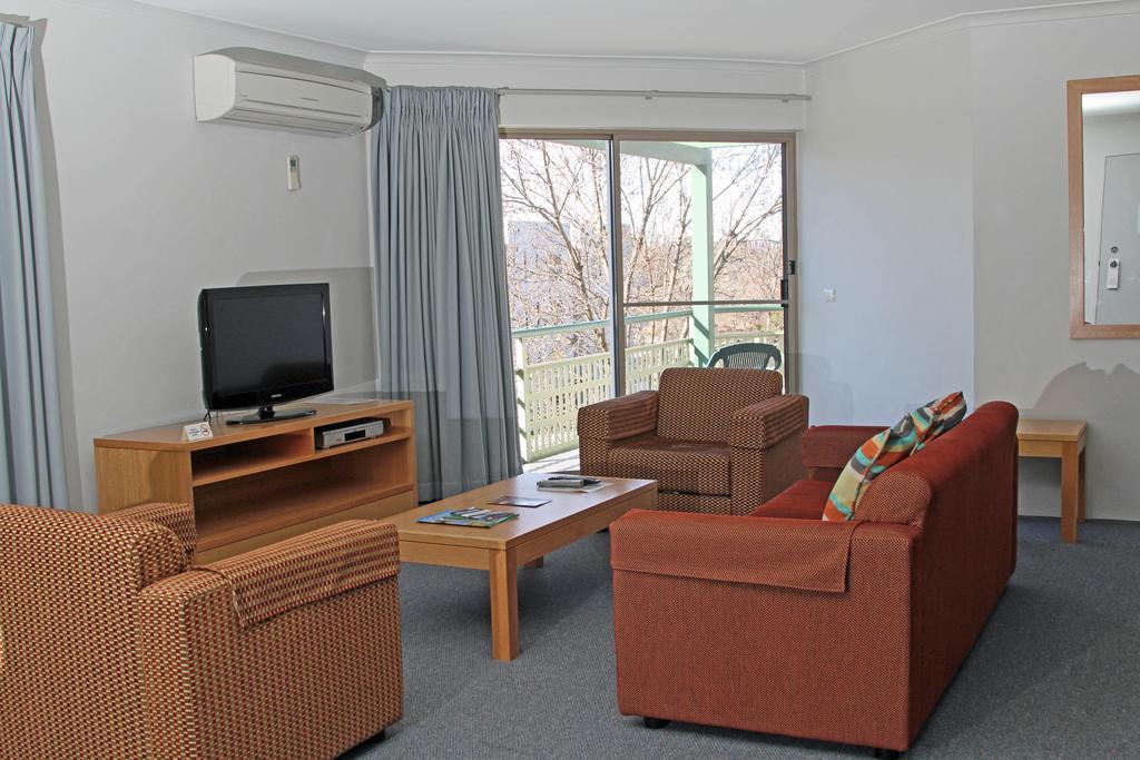 Kingston Terrace Serviced Apartments Канбера Стая снимка