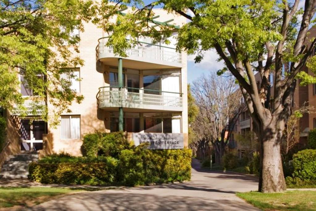 Kingston Terrace Serviced Apartments Канбера Екстериор снимка